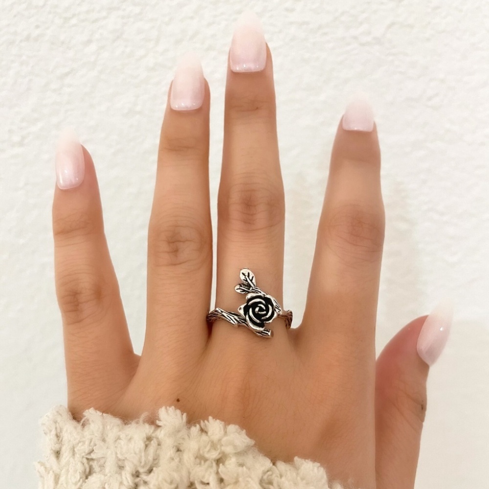 925 Sterling Silver Rose Engraved Ring Silver Vintage Flower Ring - Picture 2 of 6